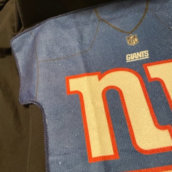 New York Giants Bud Light Jersey Towel.  Rare.  Blue front Giants NY Logo  NWOT - Picture 4 of 8